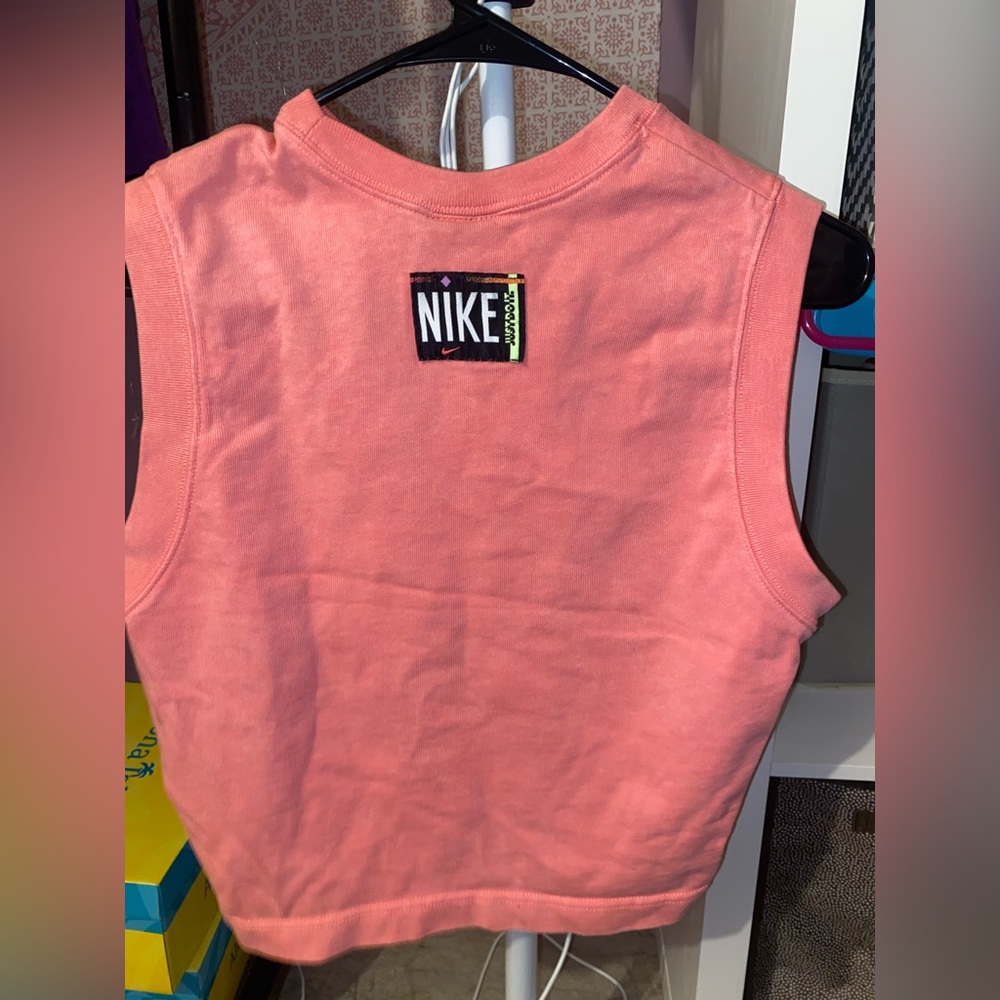 nike tank